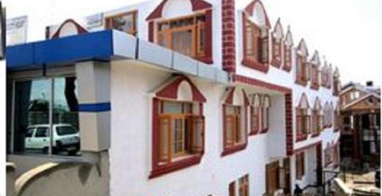 Hotel Grand City Heart Srinagar  Exterior photo